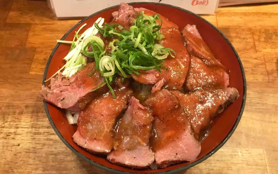 ホルモンバル ローストビーフ丼（メガ）